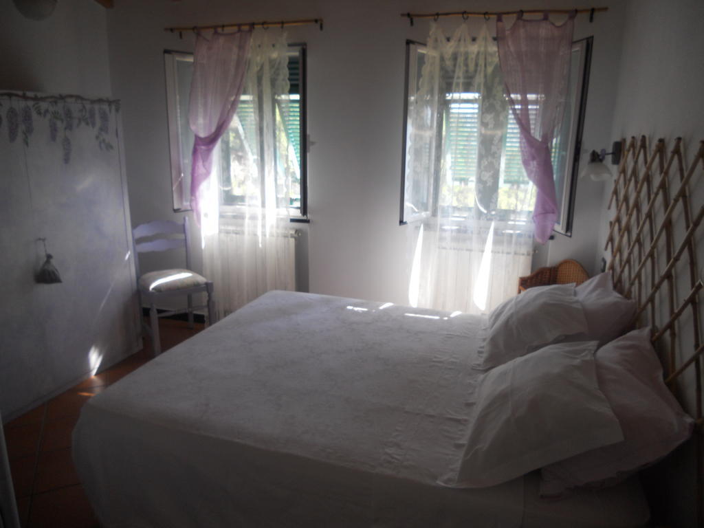 B&B I Glicini Vescina Room photo
